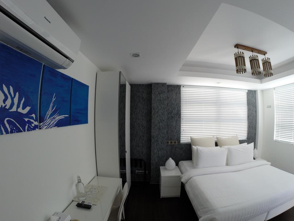 Airport Beach Hotel フルマーレ エクステリア 写真