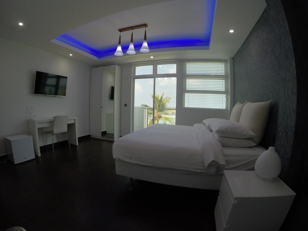 Airport Beach Hotel フルマーレ 部屋 写真